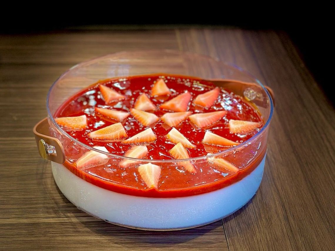 Pannacota dessert with strawberries